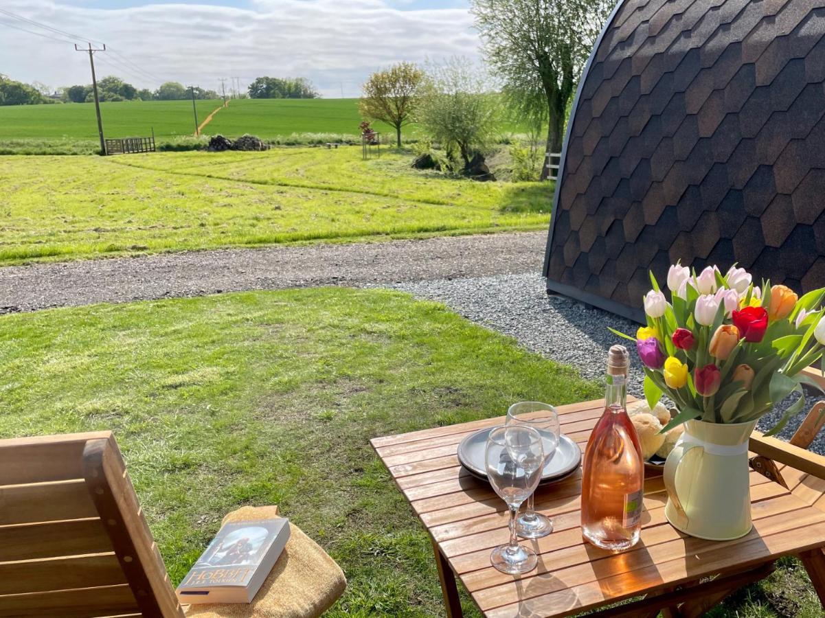 Waterpump Pod For 2 Adults With Ensuite In The Suffolk Countryside Badingham Exterior foto